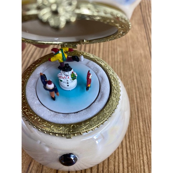 Mr. Christmas Ceramic Snowman Animated Skating Rink Music Box Deck The Halls - Picture 2 of 8